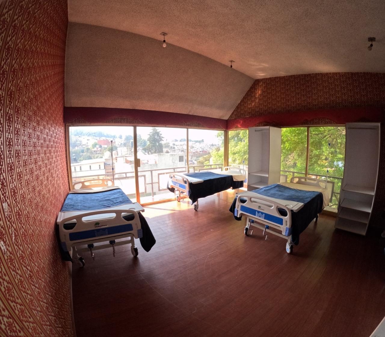 Habitación con vista al exterior
